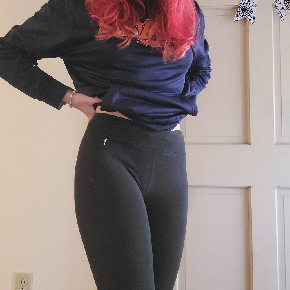 black leggings